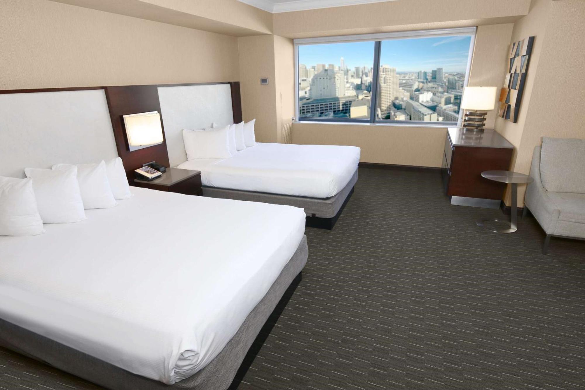 Hilton Union Square 4*